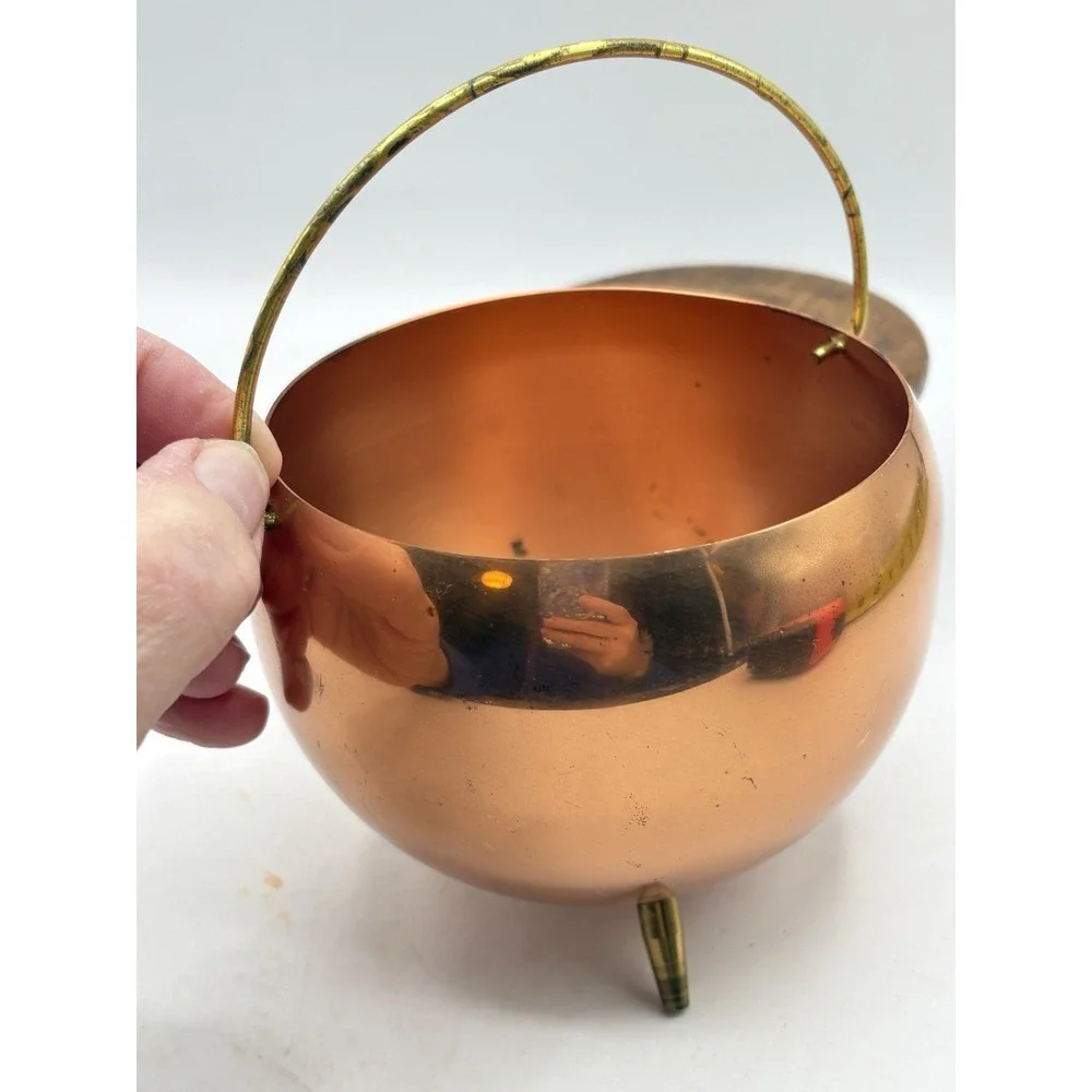 VINTAGE COPPERCRAFT GUILD COPPER CALDERON POT BASKET BRASS HANDLE TAUNTON MASS